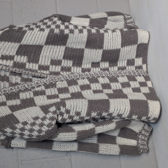 Bibi Checkered Sweater Cardigan (Mocha Brown Combo), Large, EUC - Picture 5 of 8